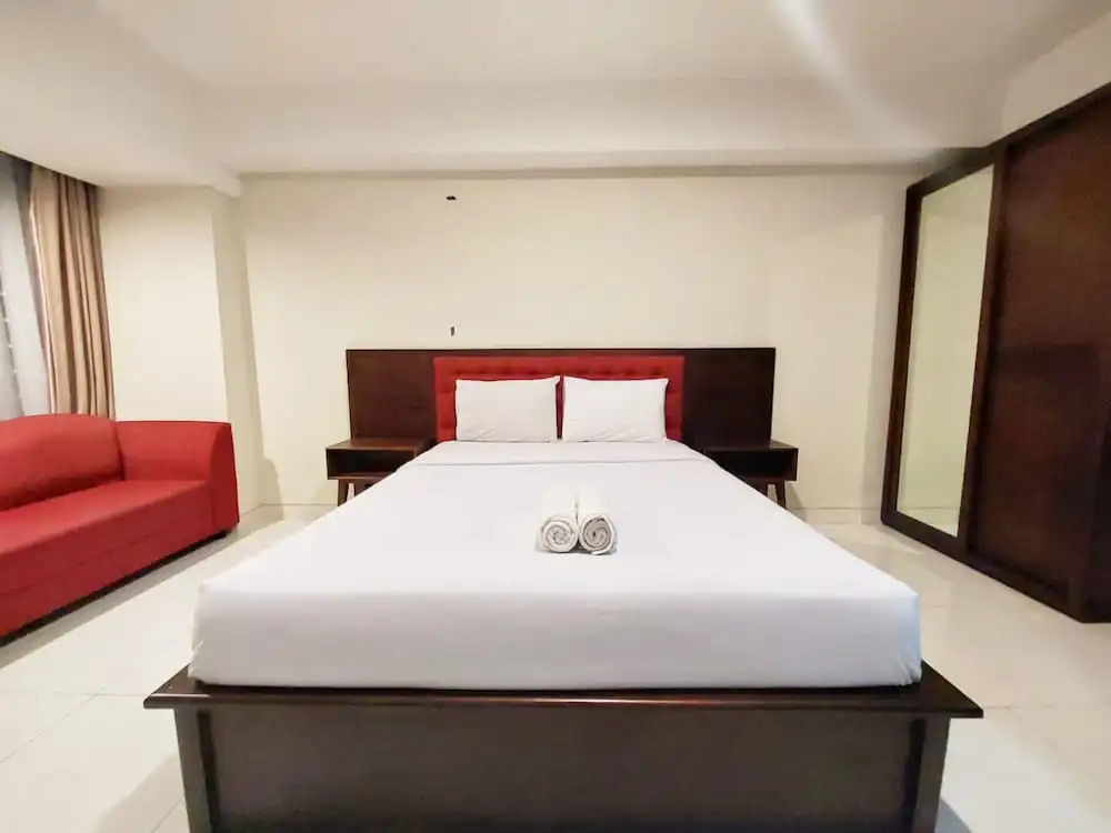 Brand New and Homey Studio at Mataram City Apartment By Travelio