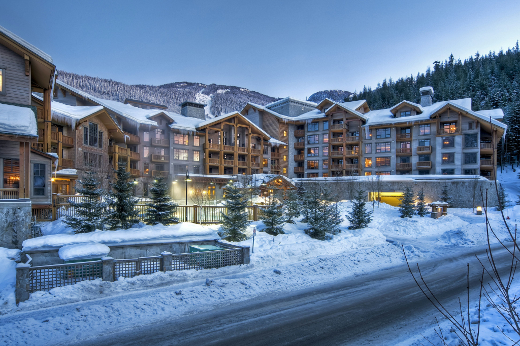 First Tracks Lodge, by Lodging Ovations