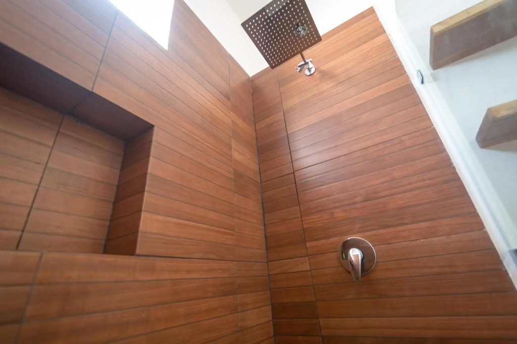 Casa Tucan. A contemporary holiday or work nest