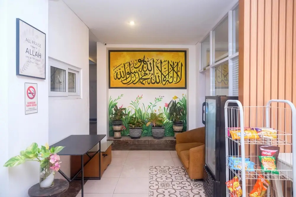 Urbanview Hotel Syariah Hapsari YIA