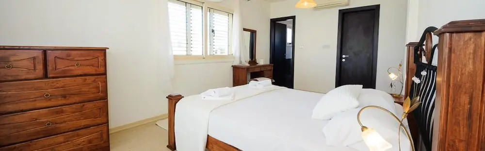 Rent Private Villa 015