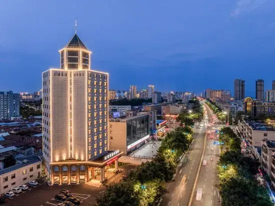 Yuncheng Guoguo Holiday Hotel