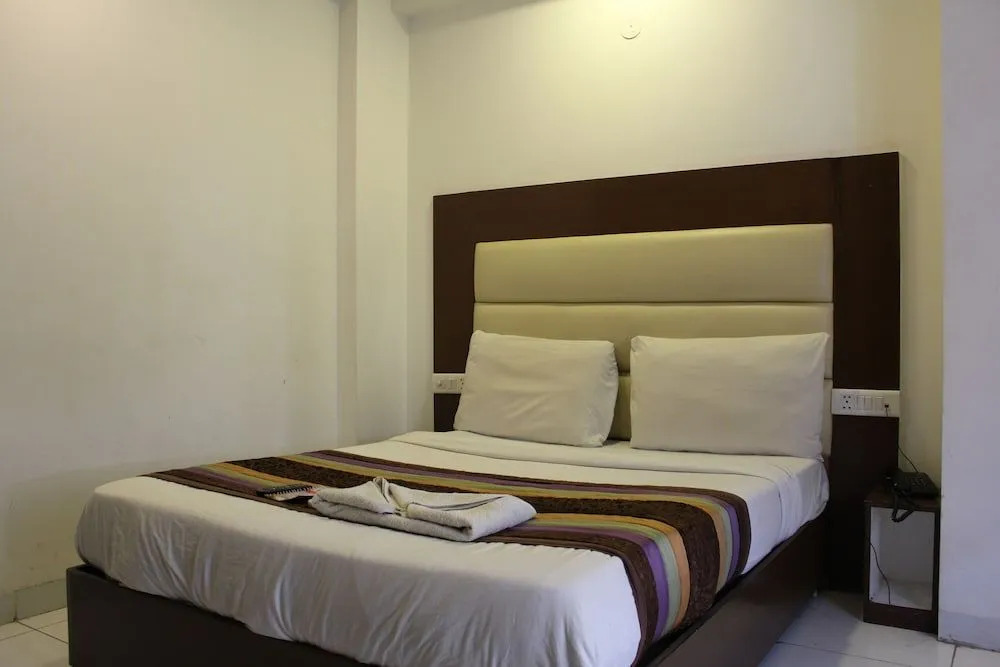 Hotel Opal Inn