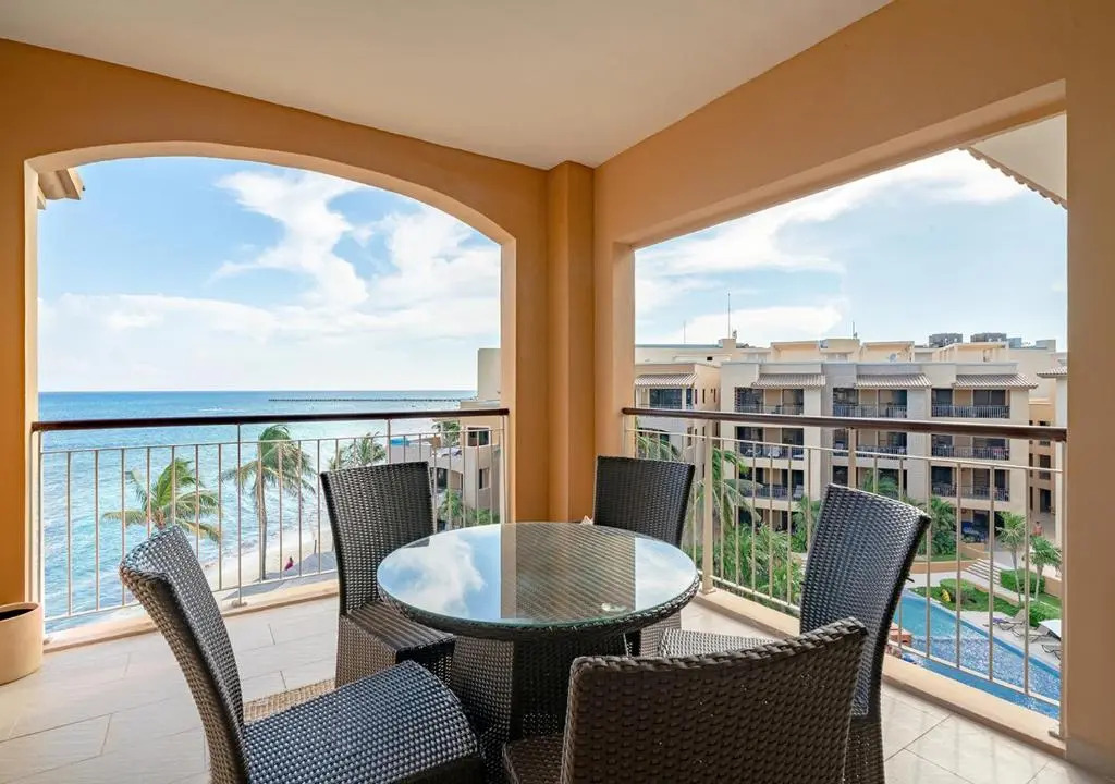 Condo Surf 405 - Luxury Oceanview Beachfront 3 BR with Gym - At El Faro Condos