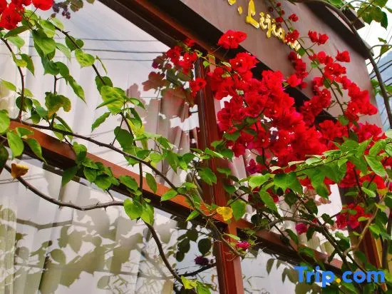 Yododo Yangshuo Water Mirroring Holiday Homestay