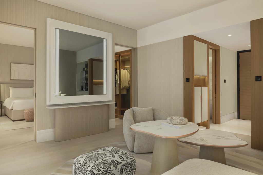 Отель Delano Dubai