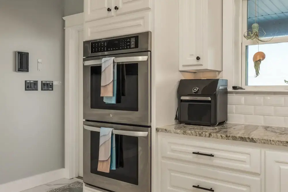 Bay Breeze - 2420 Bienville 4 Bedroom Home