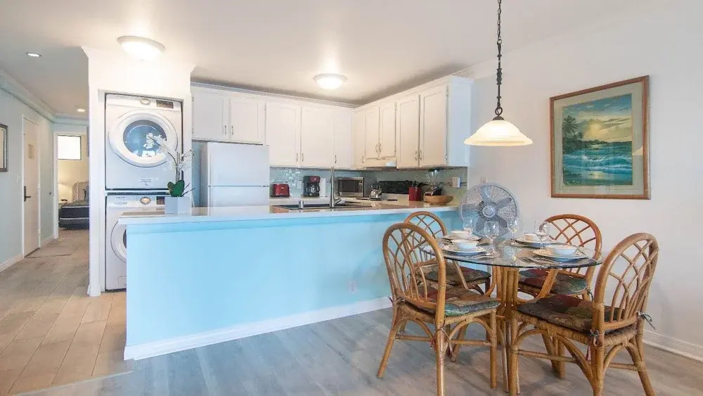 Top Floor - Direct Ocean Front View - Air-conditioned - Vrkcv
