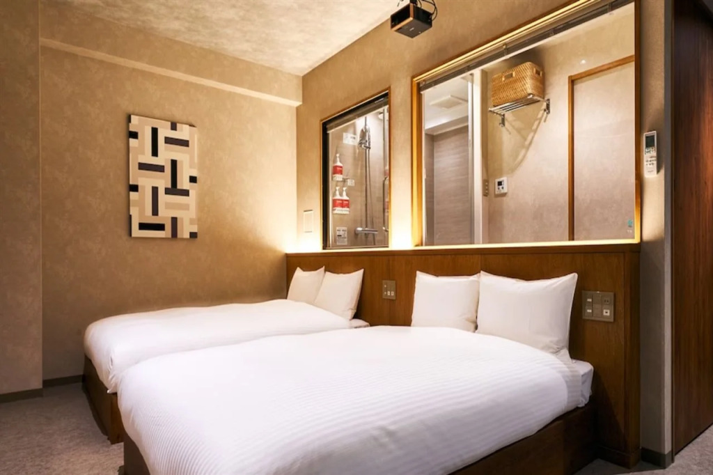 LACER OKINAWA NAHA Miebashi
