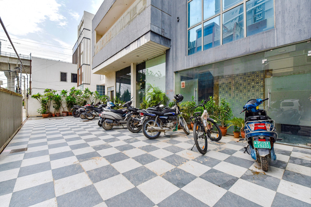 Hotel Krishna Pride