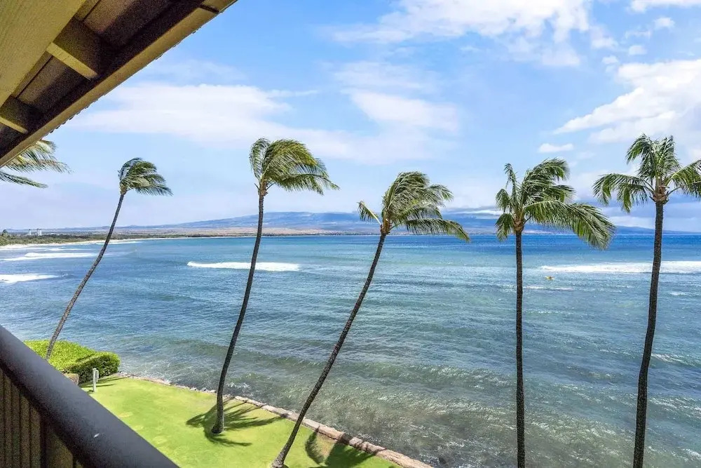 Lauloa 410 - Top Floor, Oceanfront Lanai, Molokini & Halaeakala Views, Split A/C