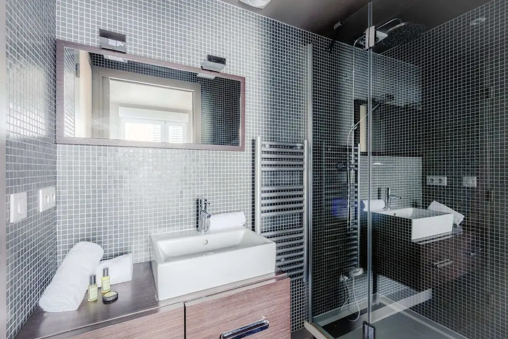 Comfortable Apartment Next to Malesherbes - Very Calm