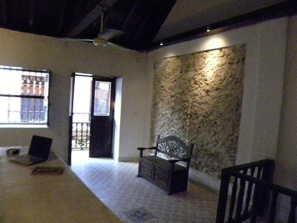 Hotel Real Almirante Padilla