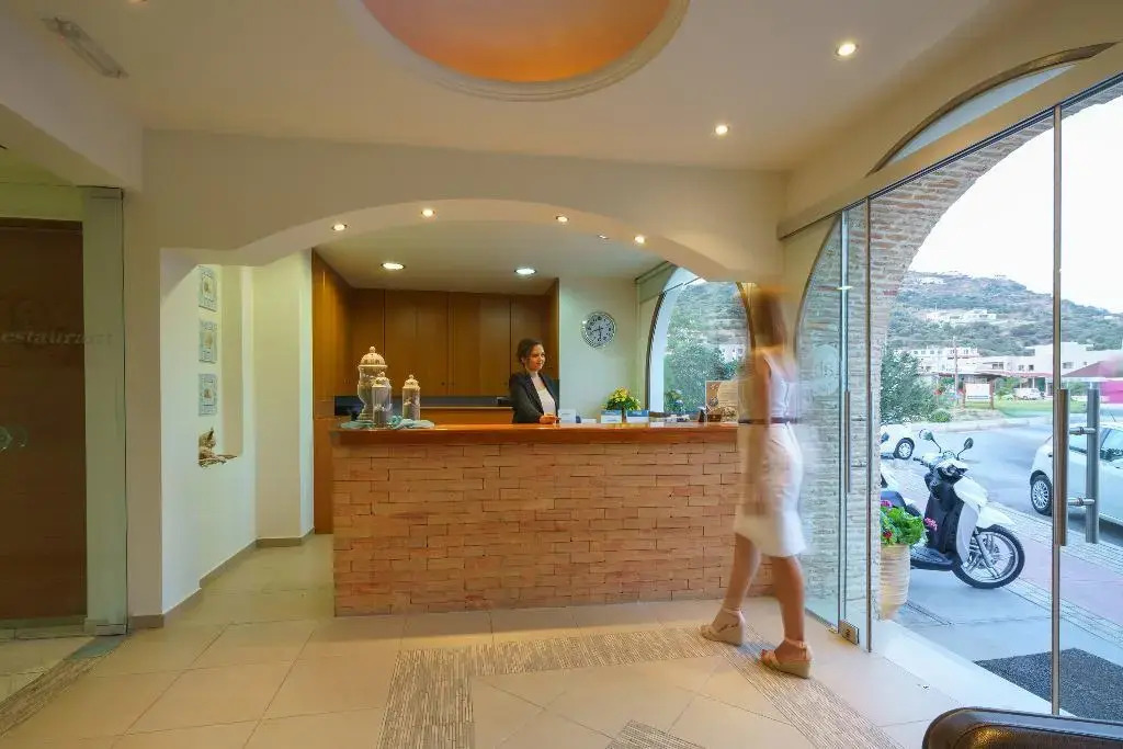 Alianthos Beach Hotel