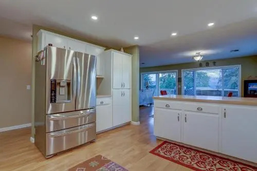 Northern Lts-Mt Vw-Ac-3br/2.5b