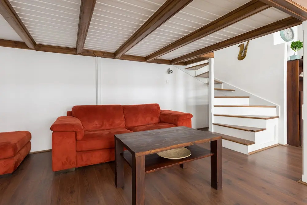 Urban Beauty Apartment