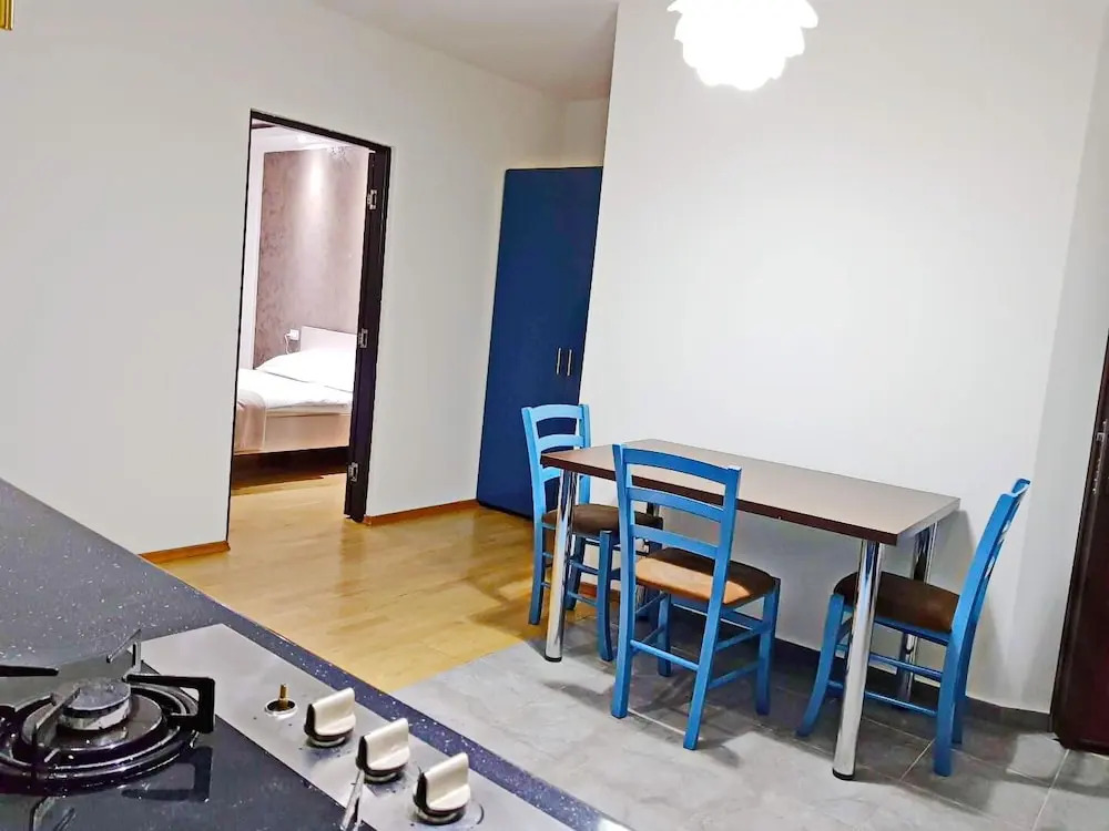 Mathe Apartments 5