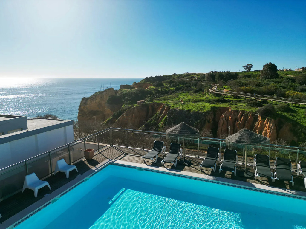 Carvi Beach Hotel