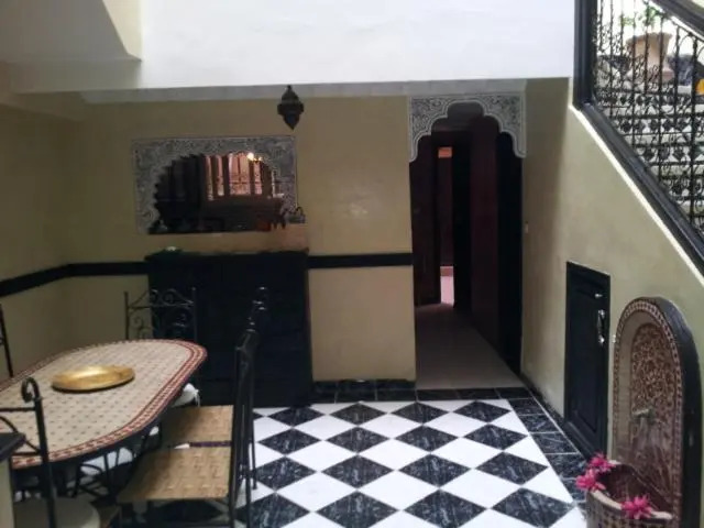 Riad Les Portes De La Medina