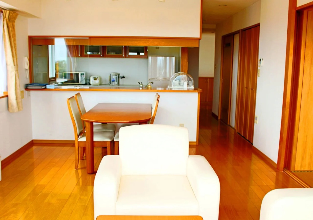 Shangri-La Mansion