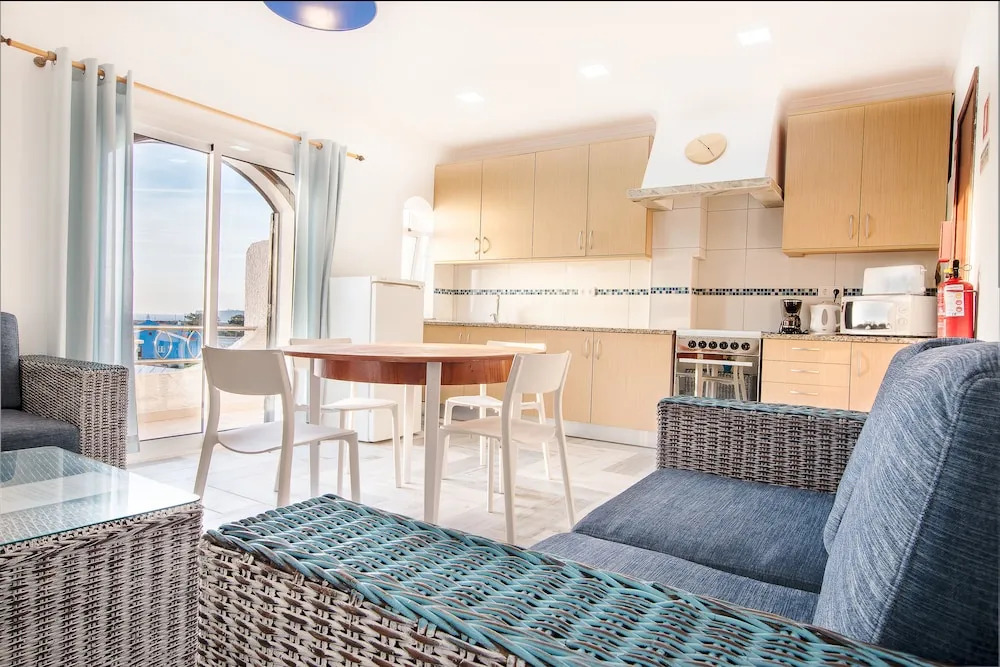 Tonel Apartments