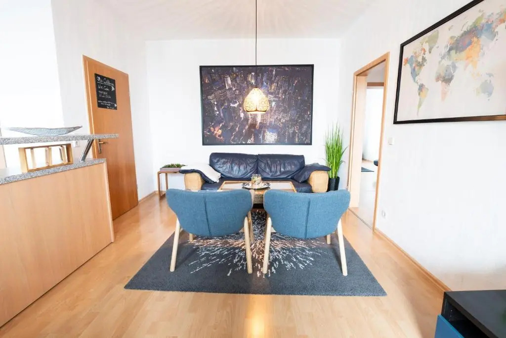 Schloßchemnitz-tolle Ferienwohnung mit Balkon