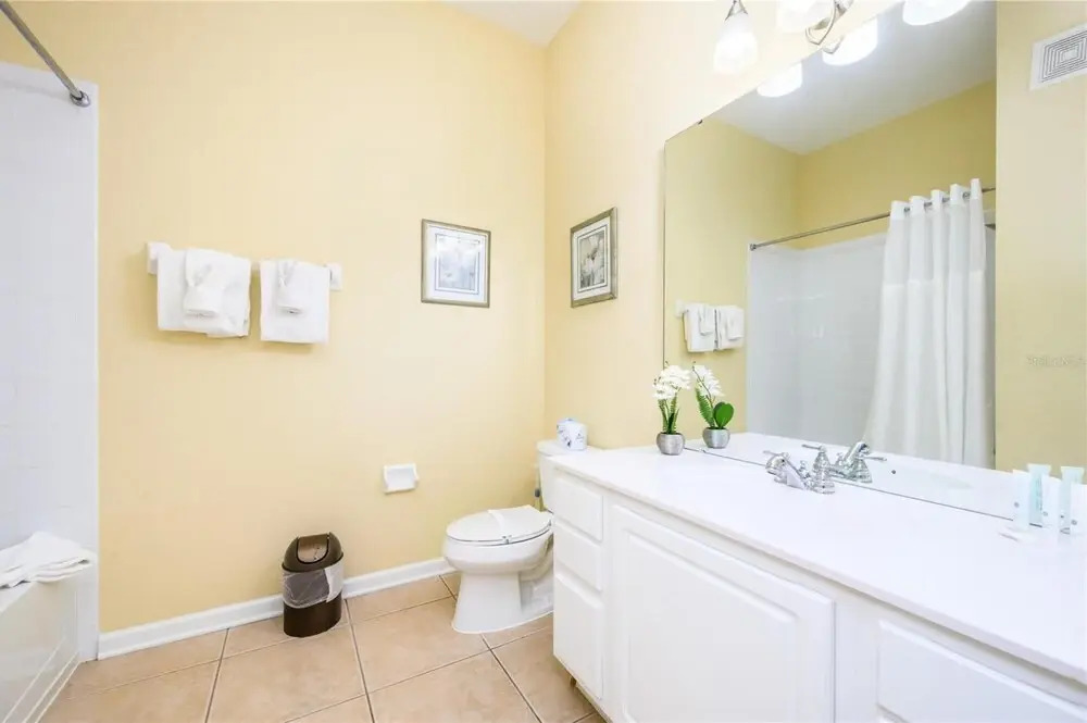 Vista Cay Luxury 3 Bedroom Condo 3124