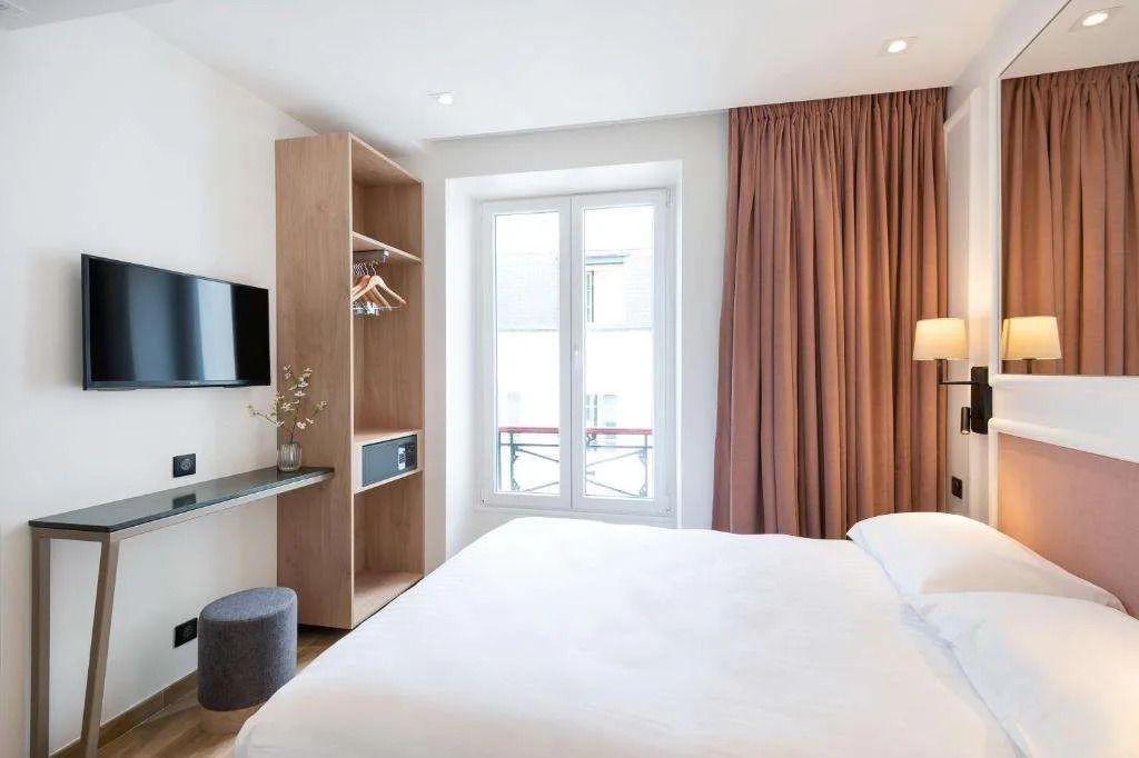 HOTEL AU COEUR DES ARTS ET METIERS