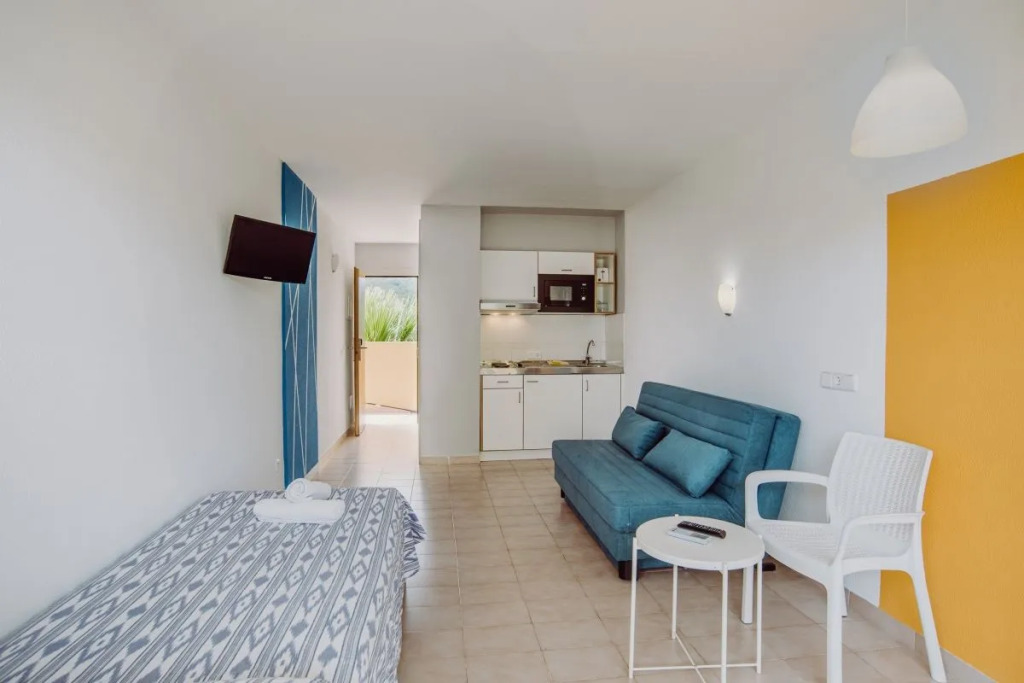 Alper Apartments