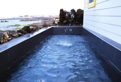 Jeju Namoo-n-sea Pension