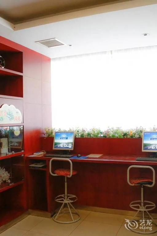 Hanting Hotel Zhenjiang Jiefang Road