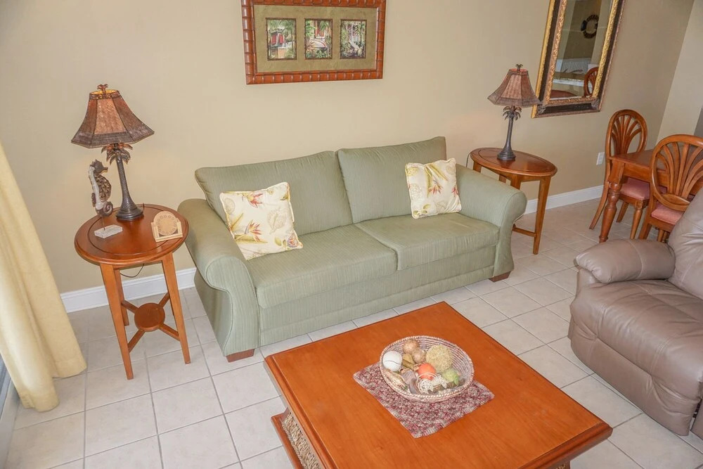 Emerald Beach 1725 - 1083851