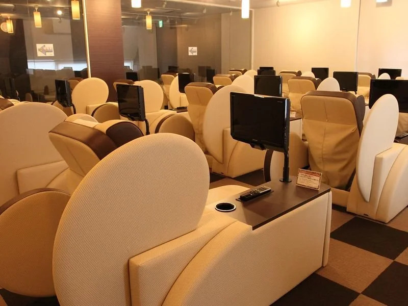 bnb plus Ueno Park Female only