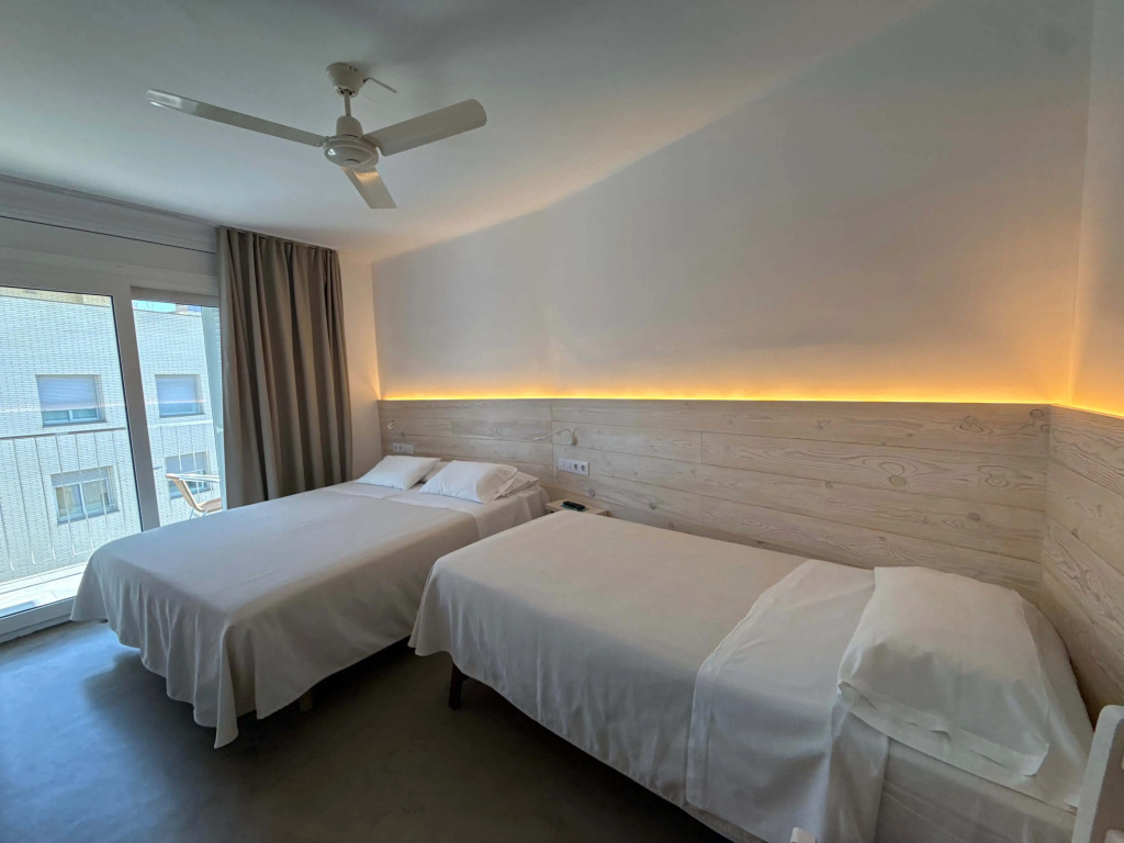 Hostal ROM Familiar