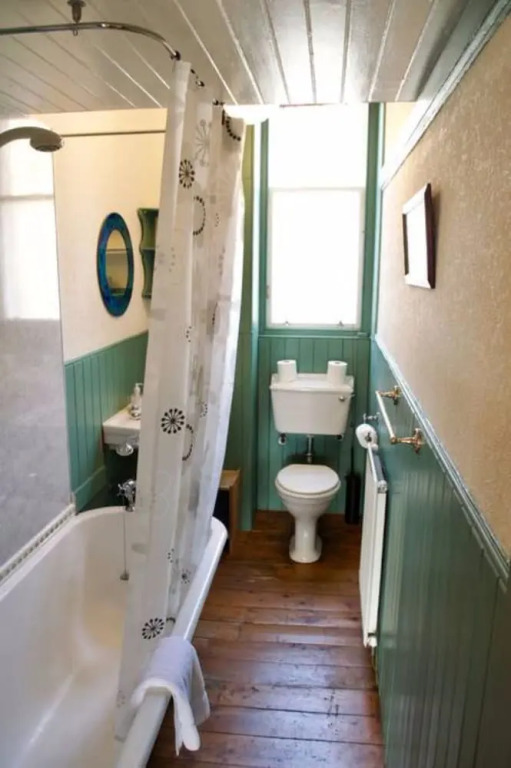 2 Bedroom Flat Near The Kings Theatre