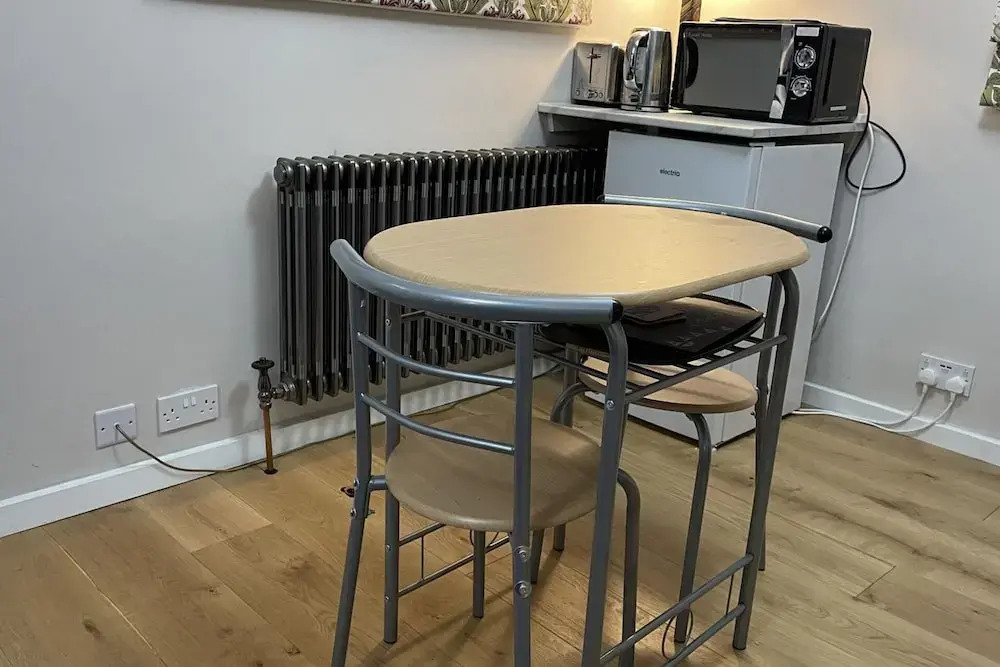 1bed Pet Friendly, Wifi, Parking - 40m to London