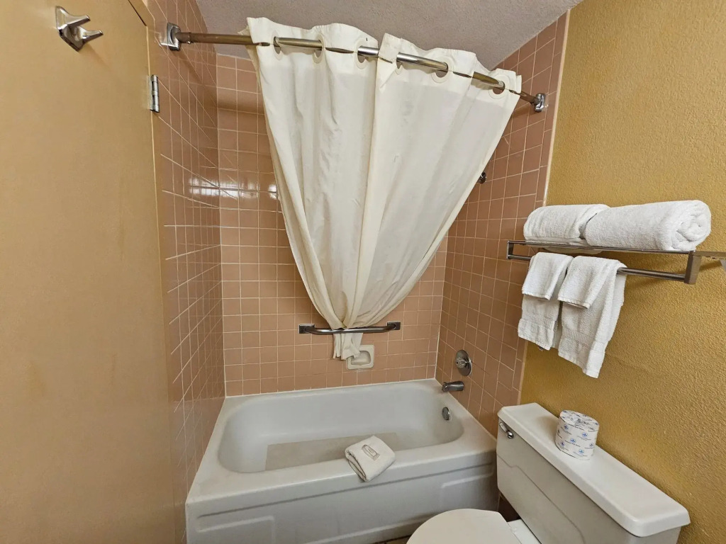 Clarion Inn & Suites Roswell