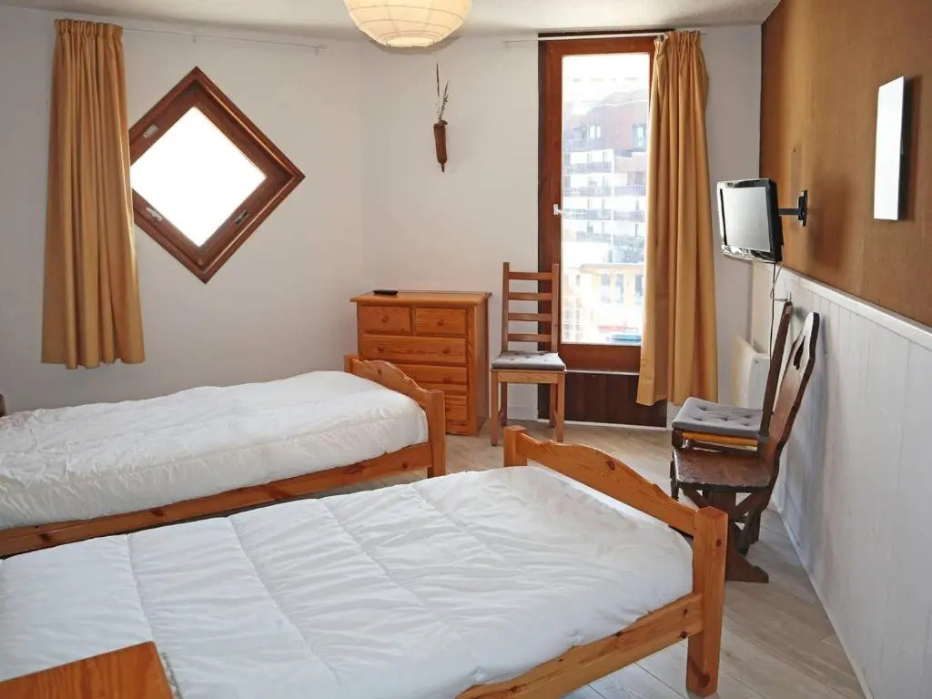 Appartement Les Orres, 2 pièces, 6 personnes - FR-1-322-139