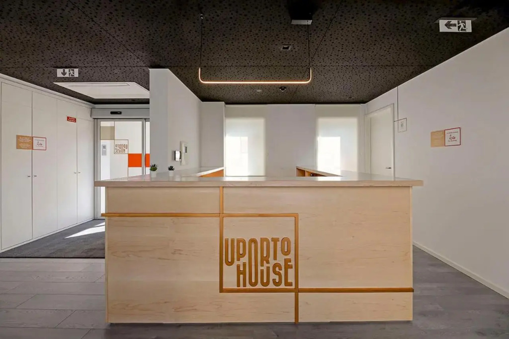 Uporto House Residence