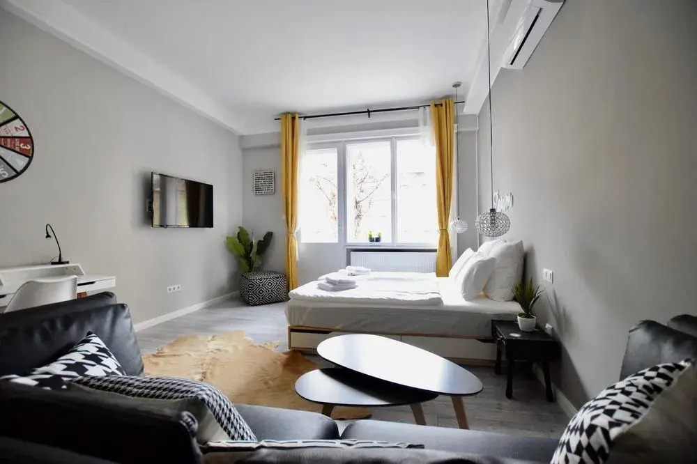 Váci Street Apartments - Best Location in Budapest, Steps from the Danube