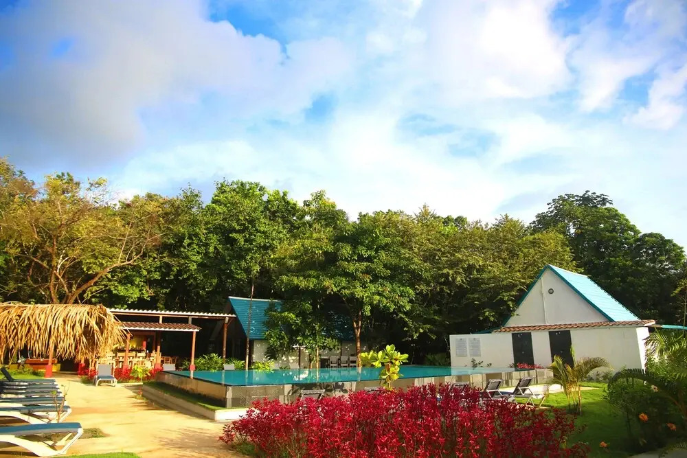 Tipi Hostel