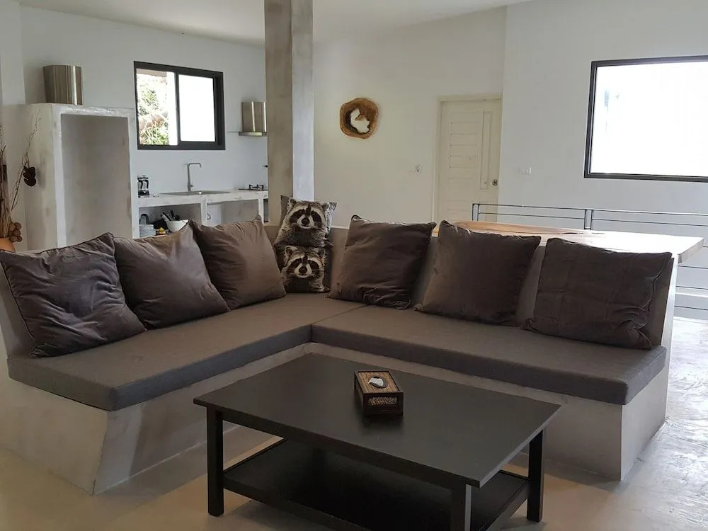 Anankhira Villas