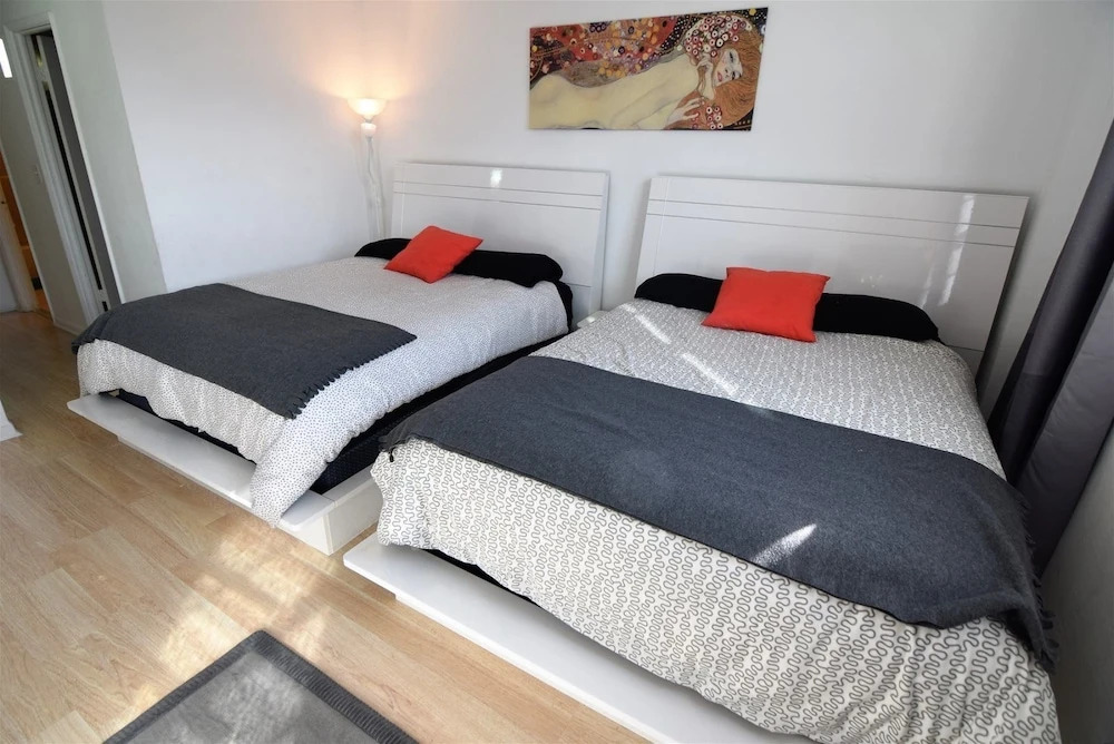 Spectacular 1 Bed 1.5 Baths In Ocean Reserve! Unit 1210