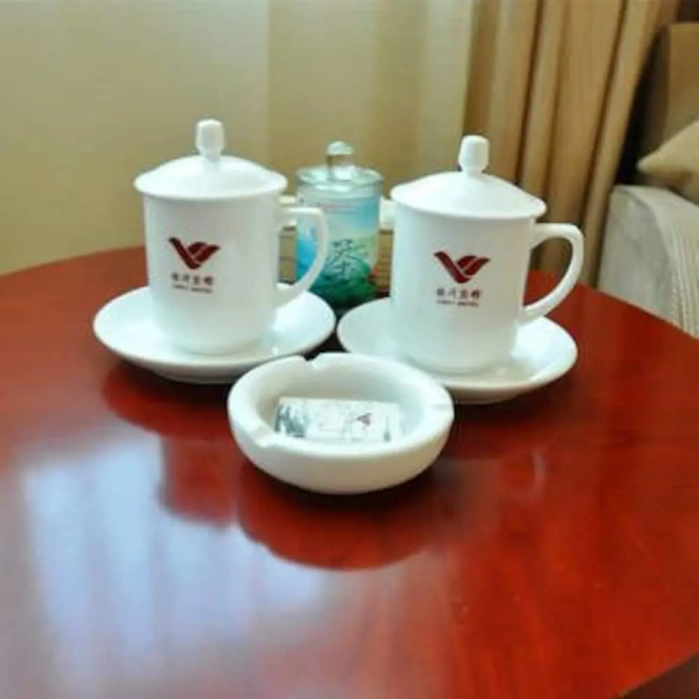 Lin Yi Hotel