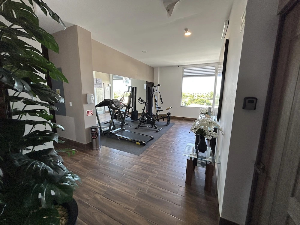 Sky Inn Hotel - Cancun