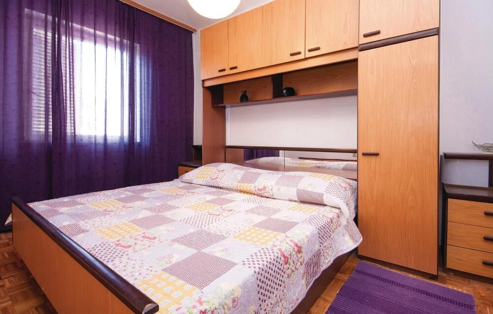 Amazing Home in Vodice With Wifi and 1 Bedrooms