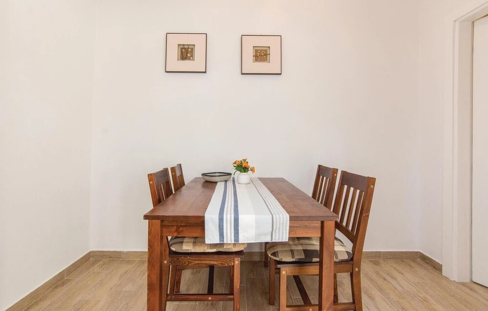 Amazing Apartment in Pakostane With 2 Bedrooms and Wifi