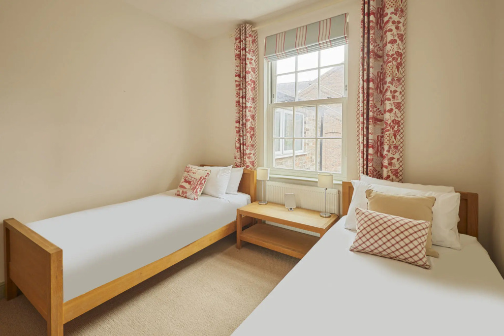 Host Stay St Denys View