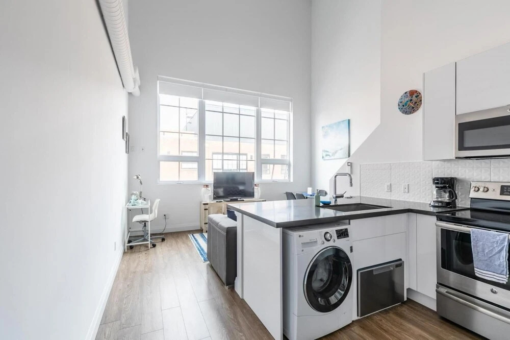 2BR 2 Storey Loft Free Parking Gym 1