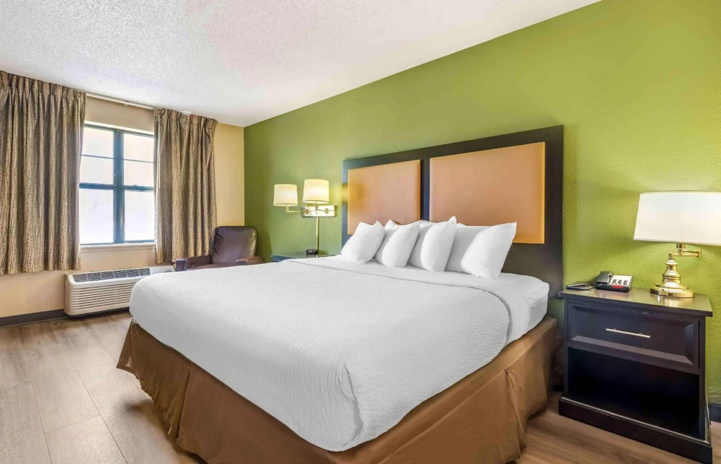 Extended Stay America Suites - Minneapolis - Maple Grove